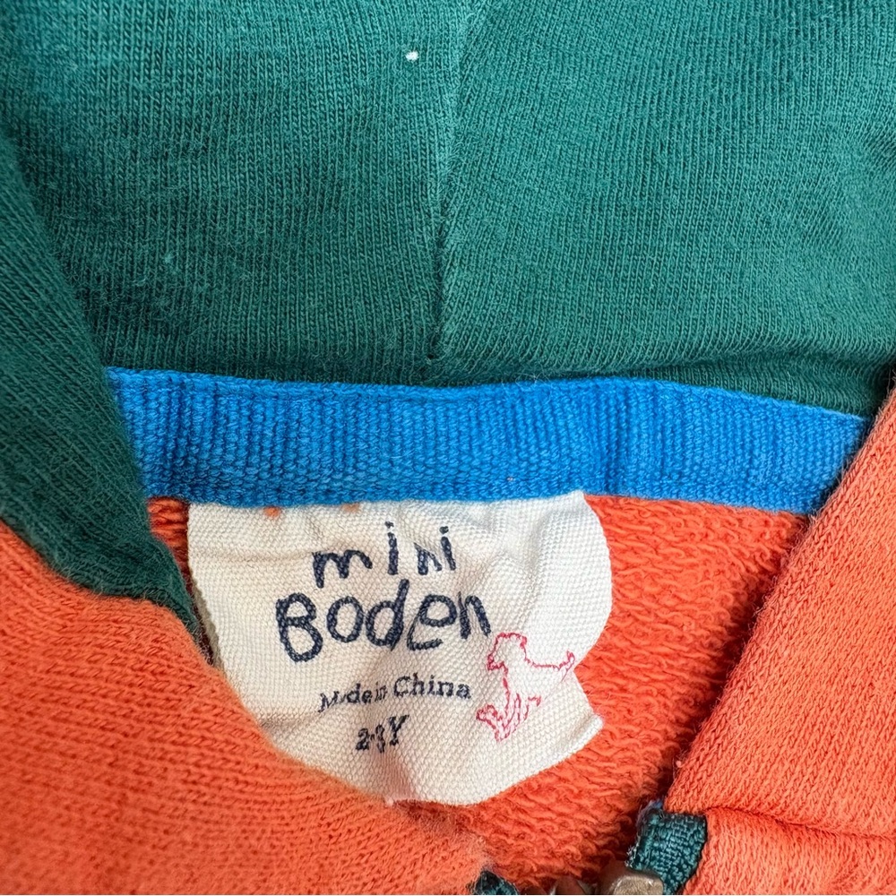 Mini Boden Boys Girls Star Skull Crossbone Orange Zip Up Hoodie‎ 2-3y - Picture 3 of 7